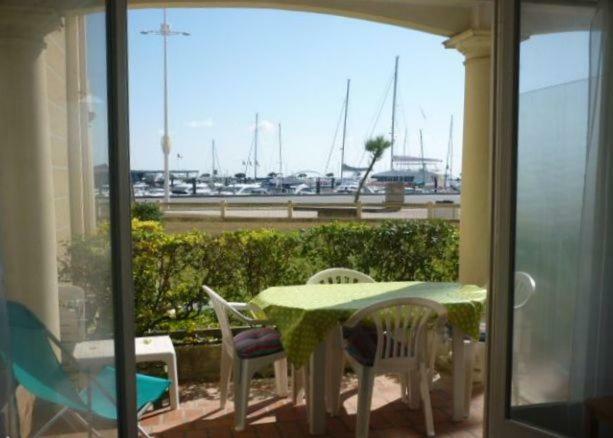 T2 Face Au Port De Plaisance Et Plage D'Eyrac -Terrasse -Parking Apartment Arcachon Luaran gambar